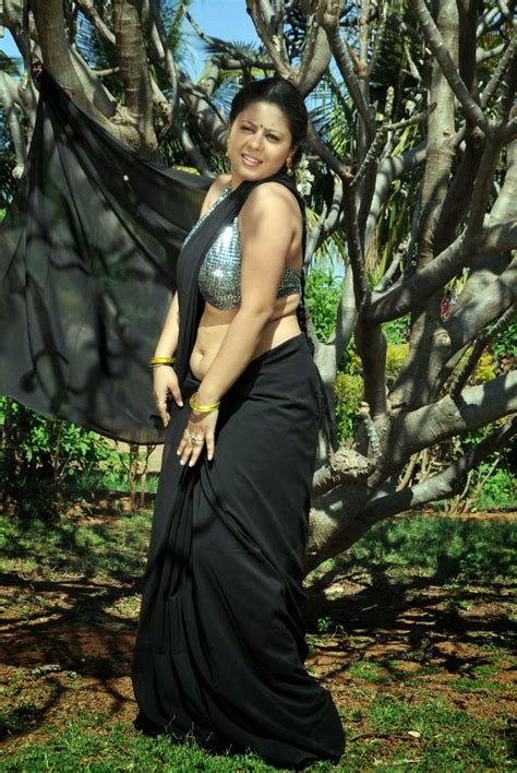 Mallu Aunty Sunakshi Hot Navel And Hairy Armpits In Black