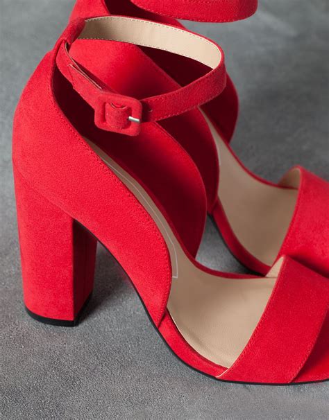 bershka red sandals  eur eur bershka vestidos rojos rojo