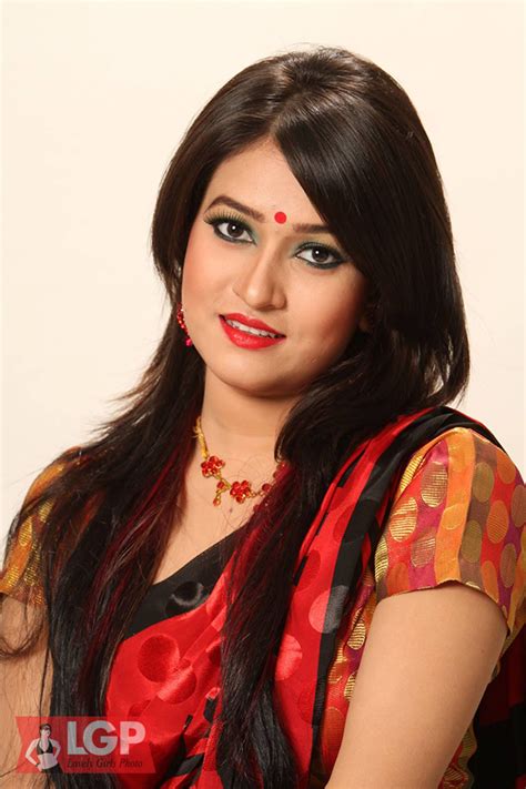 naznin akter happy bangladeshi model actress photos