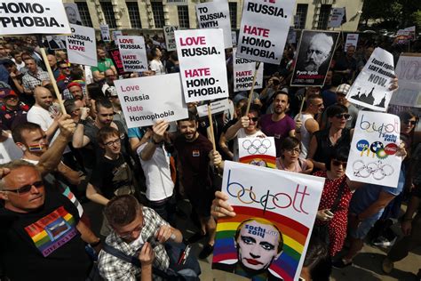 Berliners Protest Russia S Anti Gay Law Ahead Of Winter Olympics