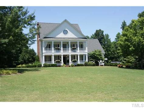 charming southern home southern homes house styles selling real estate