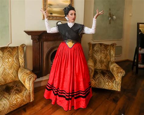 el traje asturiano  enamora  gaultier el comercio diario de asturias