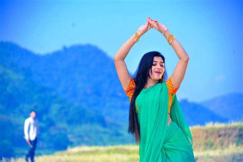 kashmira kulkarni stills from drishya kavyam movie