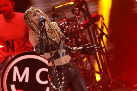 Miley Cyrus Is Working On A Metallica Cover Album And It