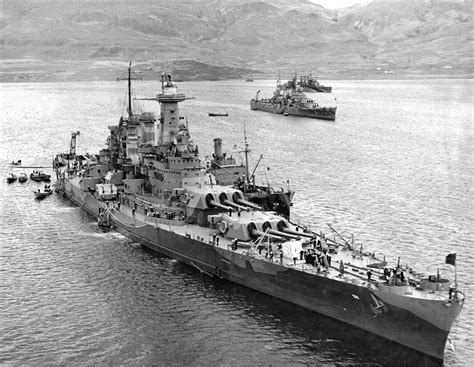 uss washington sinks japanese battleship  november