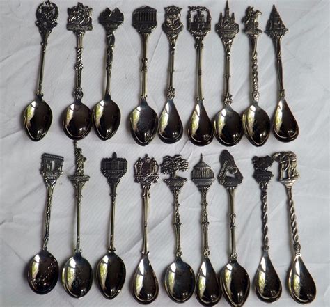 Souvenir Spoons Lot Of 18 Holland Epns Travel Vtg Silverplate Antique