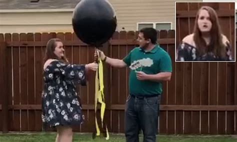 excited texas couple left completely deflated after gender reveal balloon fails daily mail online