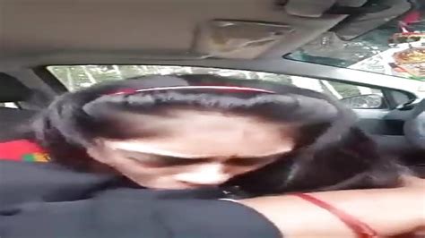 quick blowjob inside the car
