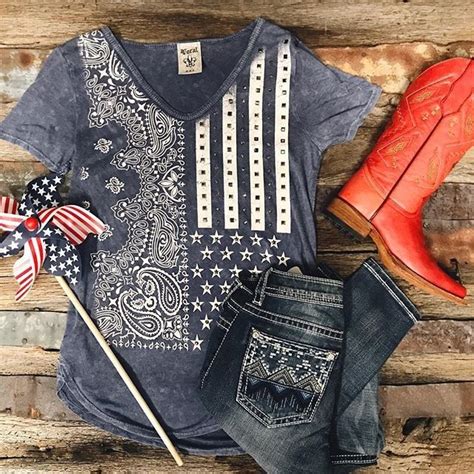 Land That I Love Perfect 4th Of July Country Night Outfit And Cowgirl