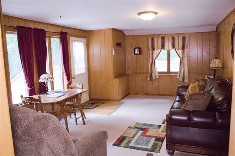 utica log cabin   bedroom flipkey