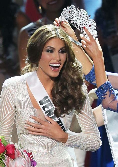 venezuela gabriela isler reacts    universe  pageant  moscow