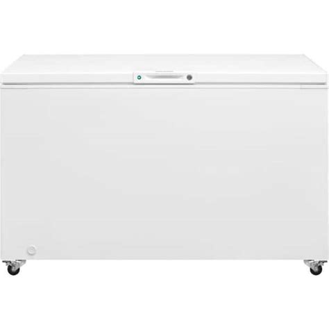 Frigidaire 14 8 Cu Ft Chest Freezer In White Fffc15m4tw The Home Depot
