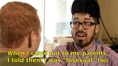 17 awkward moments when you re a bisexual guy