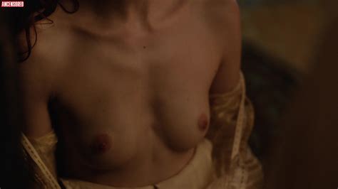 naked charlotte hope in the spanish princess