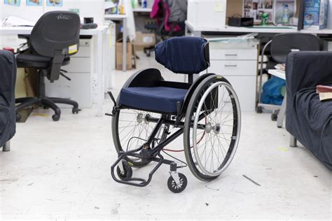 wheelchair turns  backrest   steering wheel yanko design