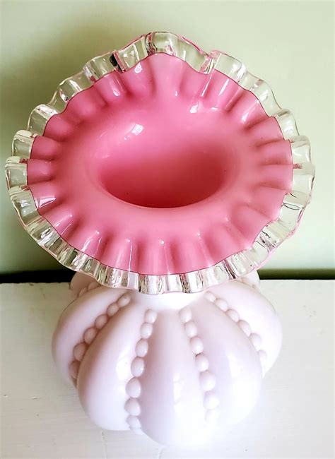 1950s Fenton Pink And White Ruffled 6 Vase Fenton Glass Etsy Pink