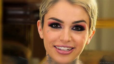 Sexy Tattooed Hottie Leigh Raven Gives Interview Before