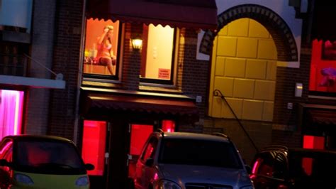 Amsterdam To Raise Legal Age For Prostitutes To 21 Restrict Working