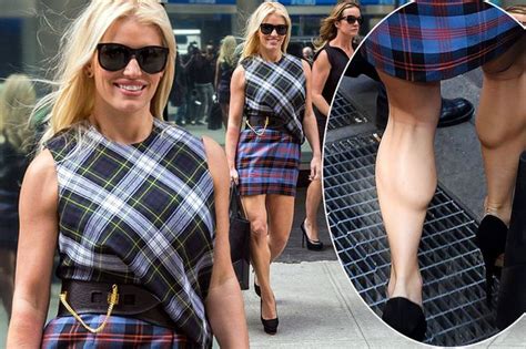 jessica simpson shows off some serious calf muscles after