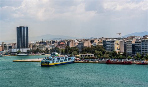piraeus athens tourist guides