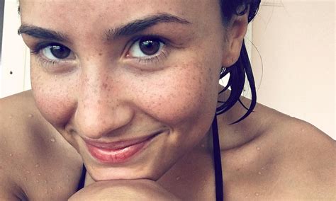 43 Celebrity No Makeup Selfies That Are Worth A Second Look — Photos