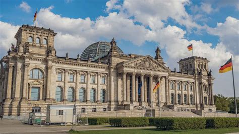 reichstag berlin  eintrittskarten getyourguidecom