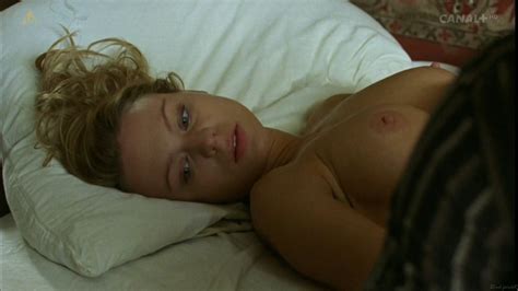 Naked Magdalena Boczarska In Little Rose