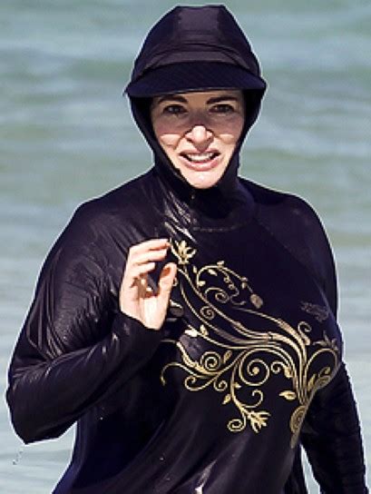 nigella lawson wears a burkini on bondi beach telegraph