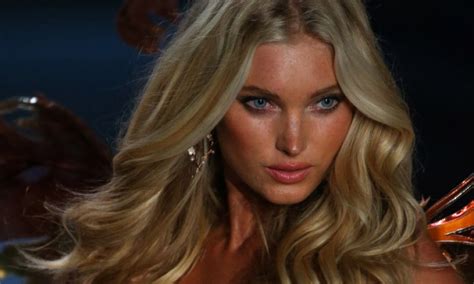 elsa hosk goes topless for gq mexico august 2015 cover
