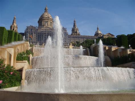 discover  fountains  barcelona