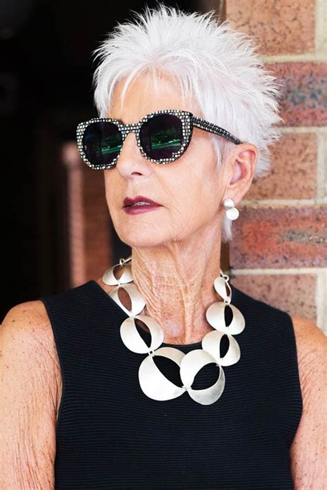 85 incredibly beautiful short haircuts for women over 60 with images