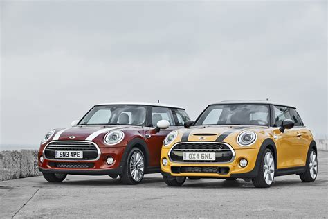 mini reveals  cooper  cooper  models