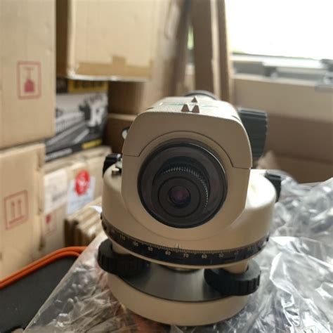 nikon brand ac  automatic level high accuracy  white color