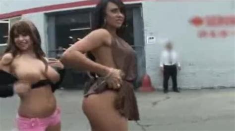 Two Hot Latinas In Public Thumbzilla