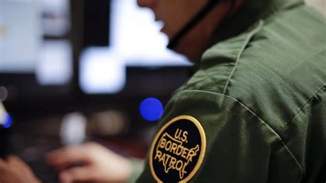blaine border patrol nabs sex offender near u s canada