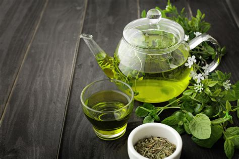 green tea ingredient  ameliorate memory impairment brain insulin