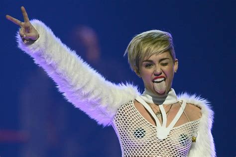 Miley Cyrus Releases Free Song About Lesbian Sex
