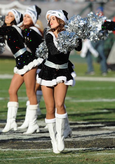 pro cheerleaders say groping and sexual harassment are part of the job