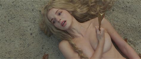 Nude Video Celebs Yvonne Catterfeld Nude La Belle Et