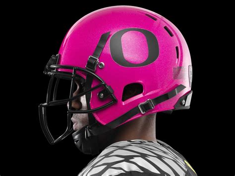 oregon  wear  bright pink helmet  weekend business insider