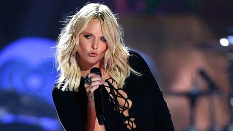 miranda lambert sizzles in lace up top at iheart country