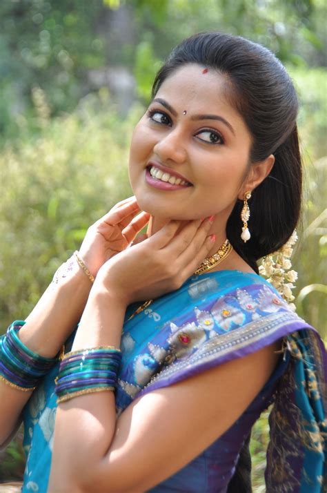 Actress Suhasini In Saree Photos Zee Telugu Serial Herione