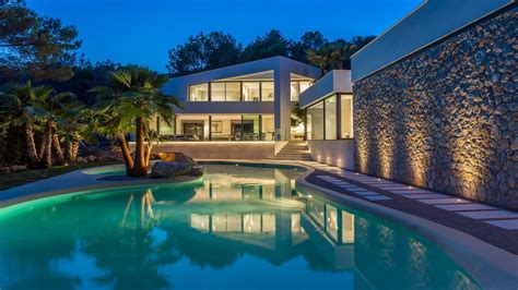 moderne villa mit lagunen pool  son vida palma luxus liegenschaften