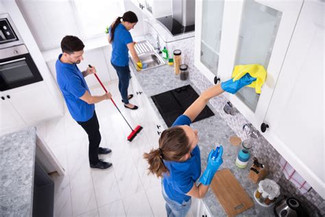 advantages of choosing residential home cleaning services in