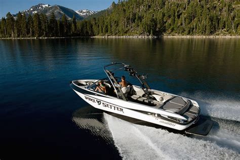 10 best tow boats for water skiing and wakeboarding
