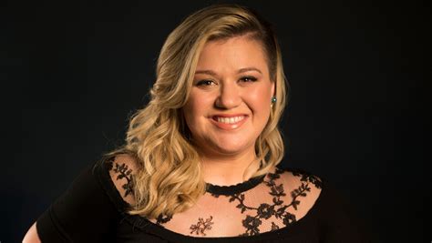 635609153434640716 2inside kelly clarkson width 3200andheight