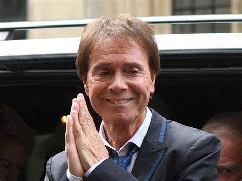 Sir Cliff Richard Wins Privacy Case Against Bbc Express And Star