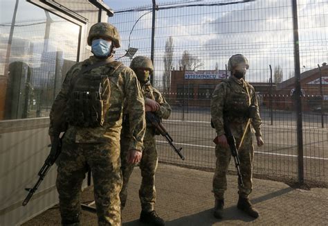 Russia Massing Troops In Ukraine Border 2021