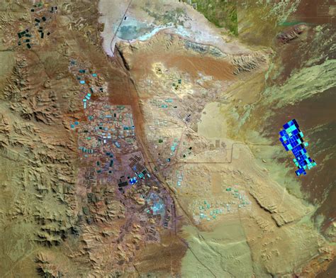 vast mineral deposits   atacama desert   space
