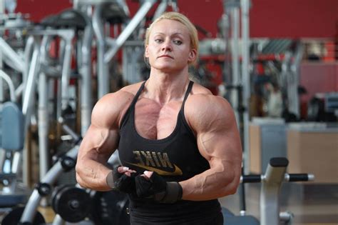 top  female bodybuilders  biggest biceps gym gurus